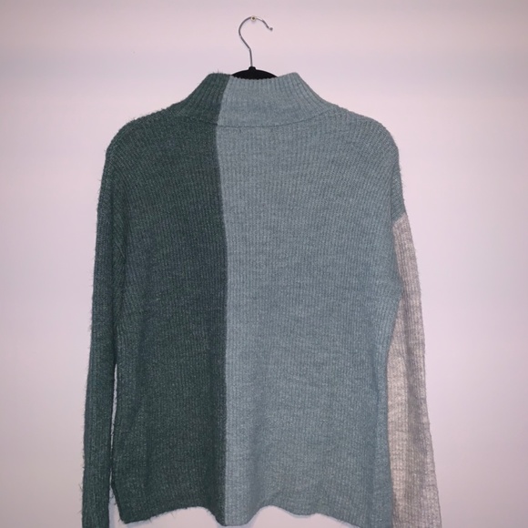 RW&CO MOCK COLOURBLOCK TURTLENECK SWEATER - Picture 2 of 6